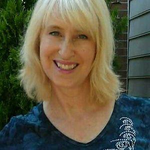 Meet your Posher, Deborah